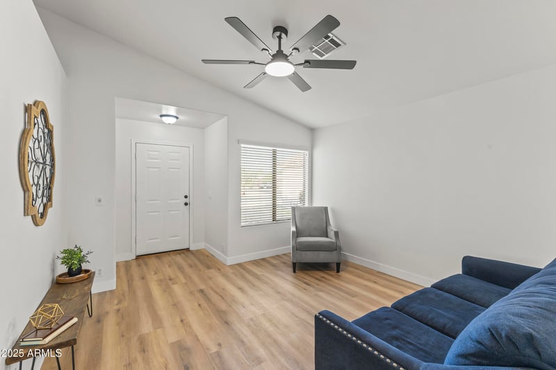 15707 Elm St, Surprise, AZ 85374