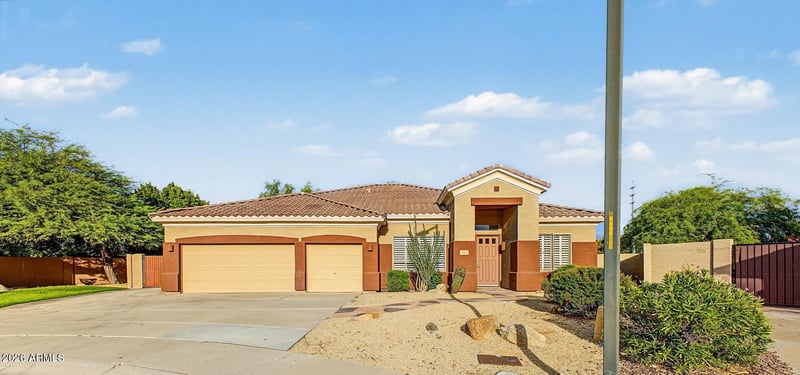 1571 E Stirrup Ct, Gilbert, AZ 85296