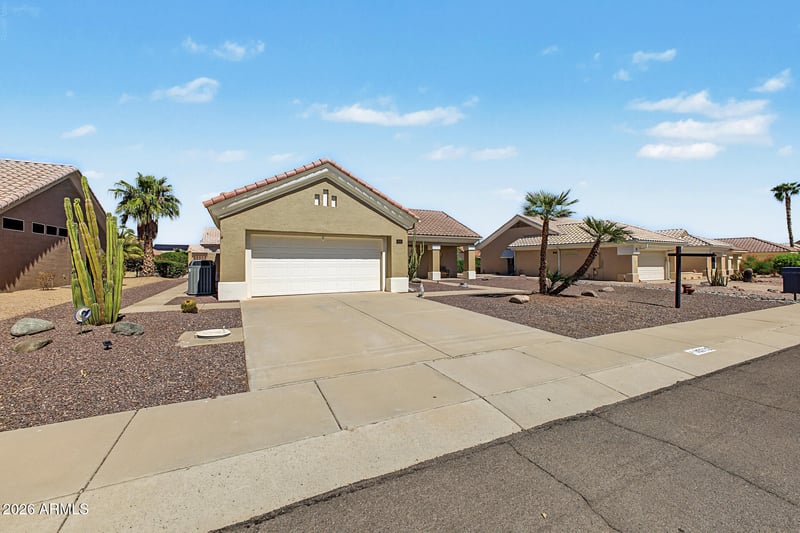 15712 W Sentinel Dr, Sun City West, AZ 85375