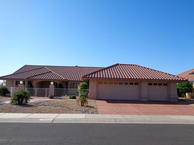 15713 W Huron Dr, Sun City West, AZ 85375