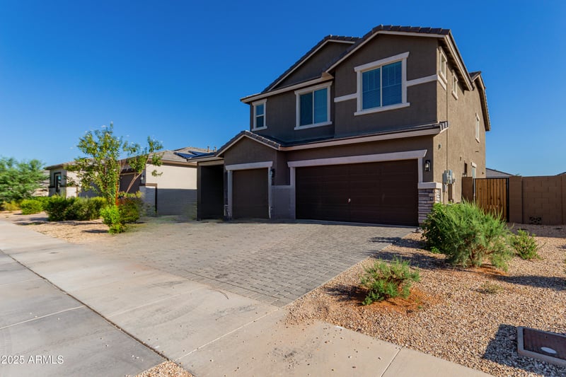 15715 Adams St, Goodyear, AZ 85338