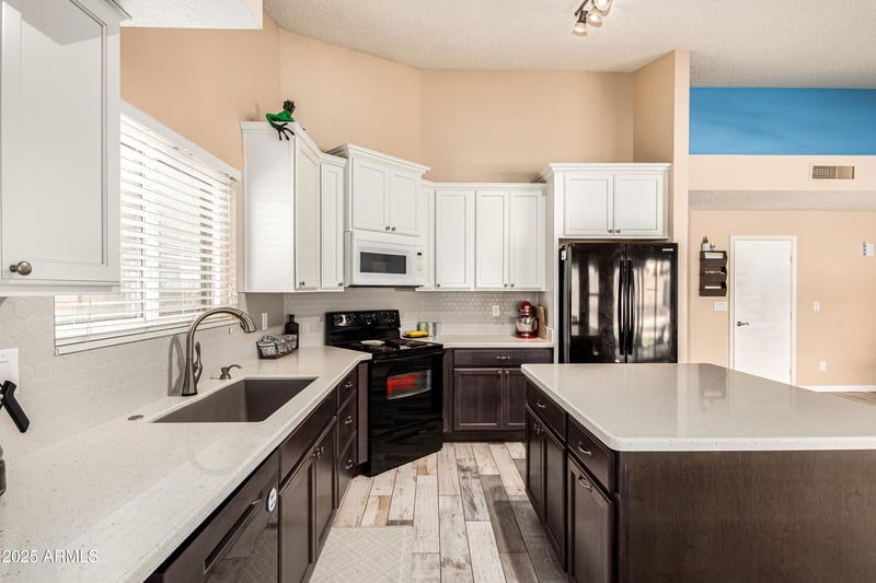 15718 Durango St, Goodyear, AZ 85338