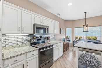 15718 Greystone Dr, Sun City West, AZ 85375