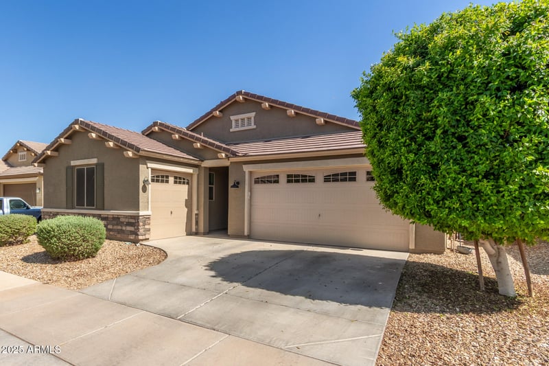 15719 Laurel Ln, Surprise, AZ 85379