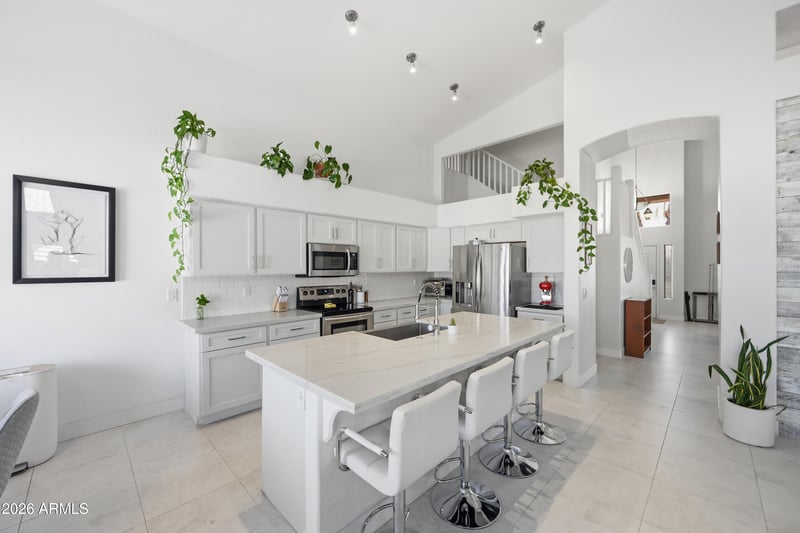 1572 Black Diamond Dr, Gilbert, AZ 85296
