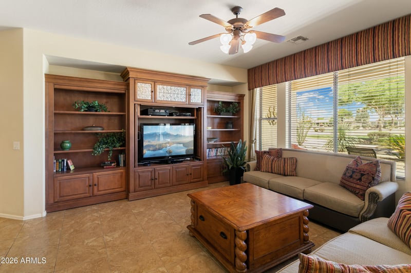 15724 Roanoke Ave, Goodyear, AZ 85395