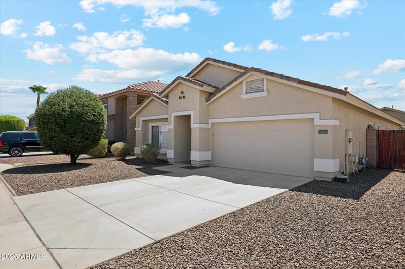 15733 Ventura St, Surprise, AZ 85379