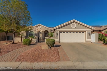15736 Vale Dr, Goodyear, AZ 85395