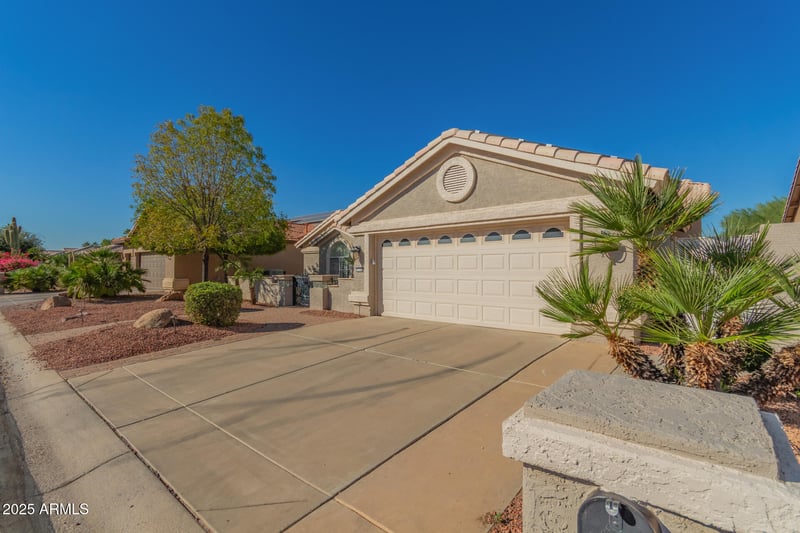 15736 Vale Dr, Goodyear, AZ 85395