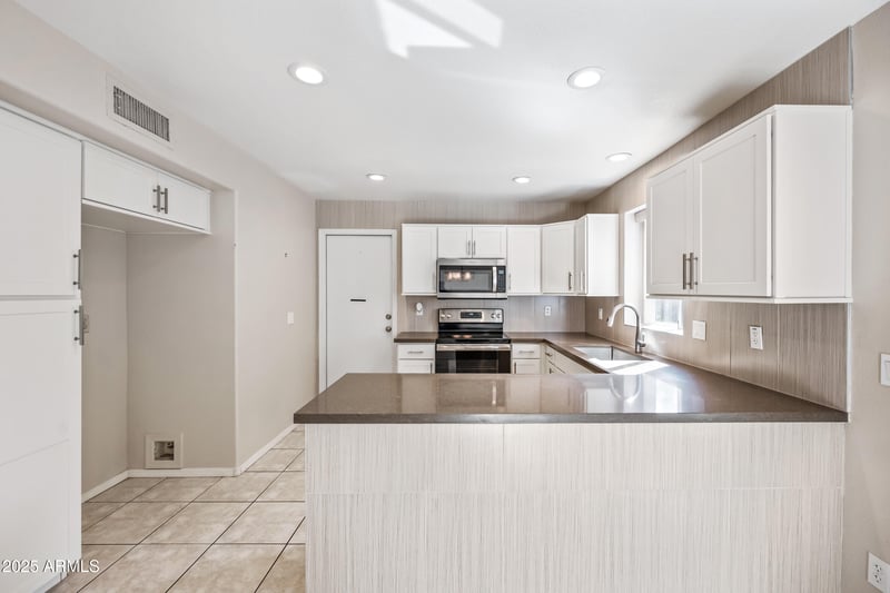 1574 Maplewood St, Chandler, AZ 85286