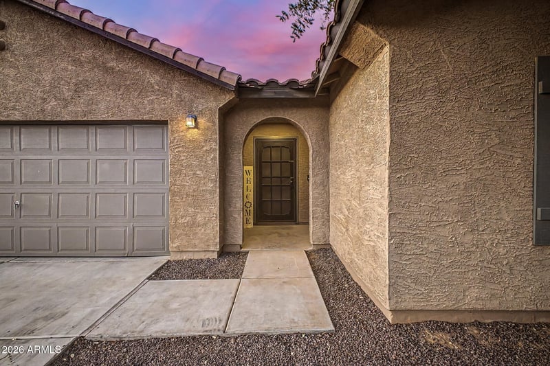 15740 Shaw Butte Dr, Surprise, AZ 85379