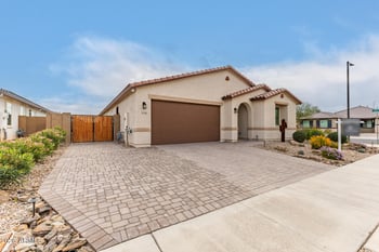 15745 Madison St, Goodyear, AZ 85338