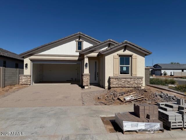 15748 Voltaire St, Surprise, AZ 85379