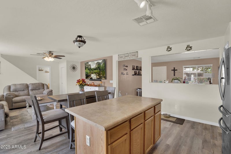 1575 Anastasia St, San Tan Valley, AZ 85140