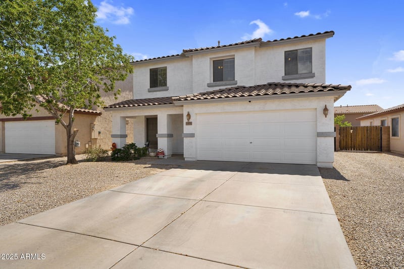 1575 Anastasia St, San Tan Valley, AZ 85140