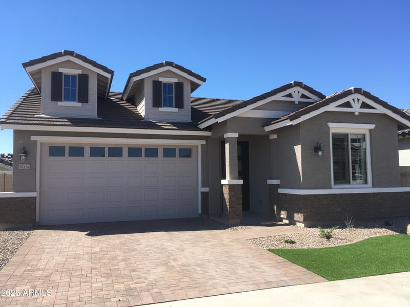 15757 Georgia Dr, Surprise, AZ 85379