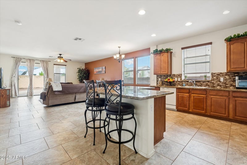 15758 Cortez St, Surprise, AZ 85379