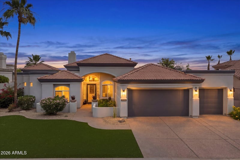 1576 Saltsage Dr, Phoenix, AZ 85045