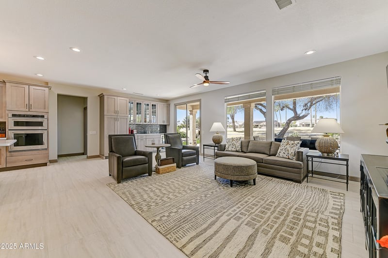 15766 Grand Point Ln, Surprise, AZ 85374