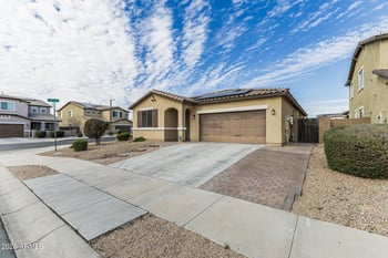 15768 Pierce St, Goodyear, AZ 85338