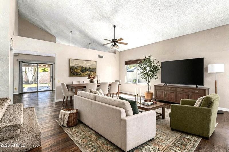1577 N Cholla St, Chandler, AZ 85224