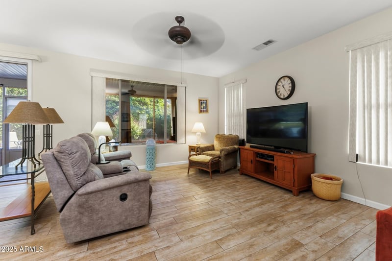 15773 Grand Point Ln, Surprise, AZ 85374