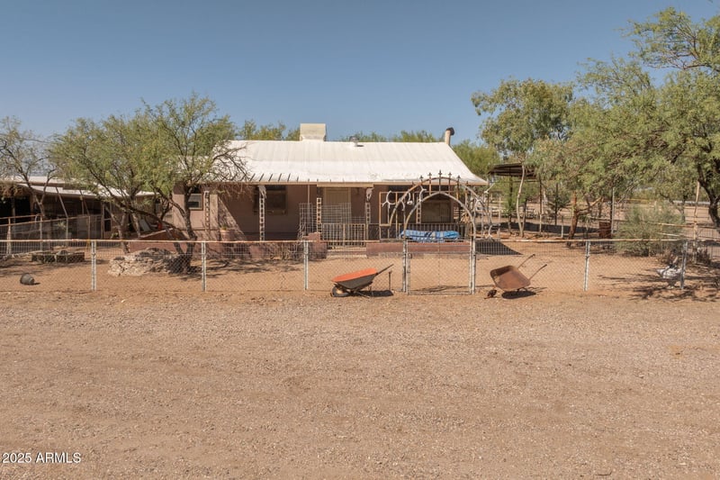 15775 Us 60 Hw, Gold Canyon, AZ 85118