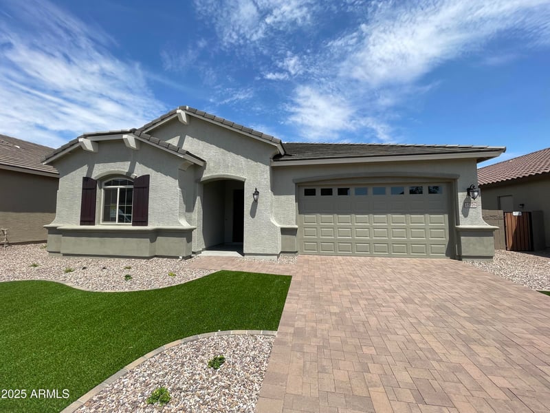 15776 Mariposa Grande --, Surprise, AZ 85387