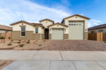15782 Hackamore Dr, Surprise, AZ 85387