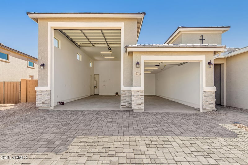 15791 Desert Hollow Dr, Surprise, AZ 85387