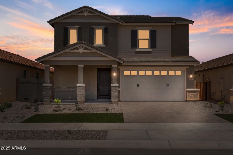 15792 Georgia Dr, Surprise, AZ 85379