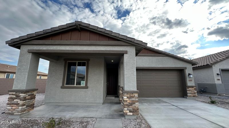 15797 W Hackamore Dr, Surprise, AZ 85387