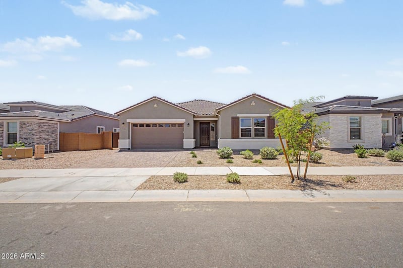 15799 W Desert Hollow Dr, Surprise, AZ 85387