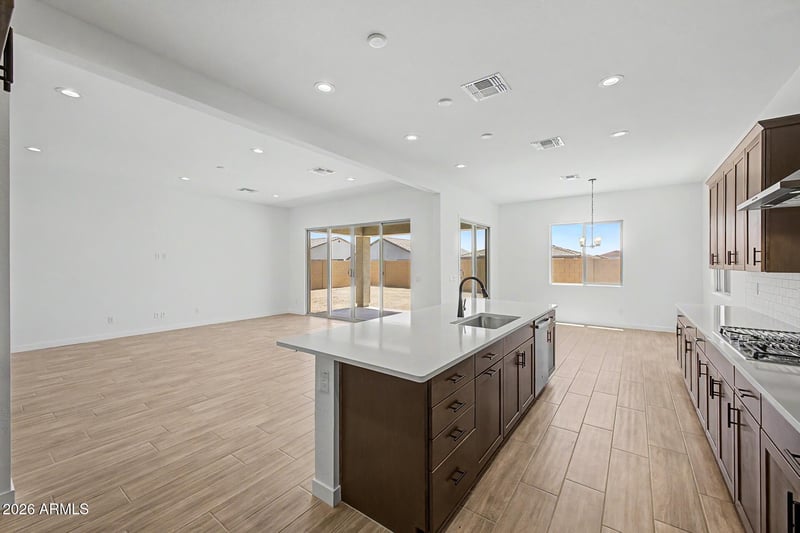 15799 W Desert Hollow Dr, Surprise, AZ 85387