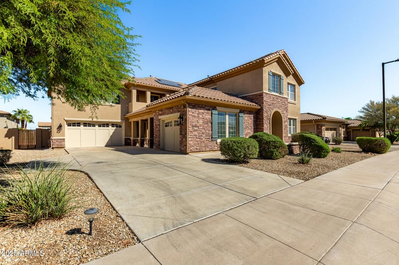 15800 Glenrosa Ave, Goodyear, AZ 85395