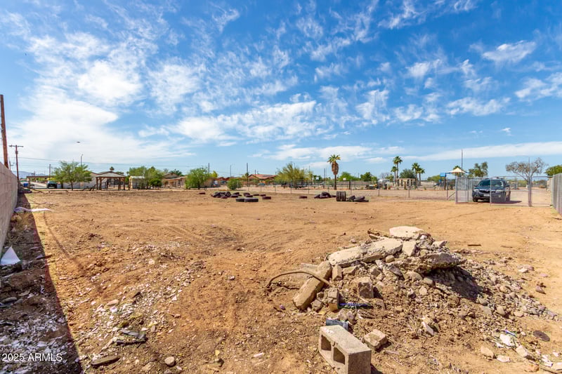15801 12 Jerry St #-, Surprise, AZ 85378