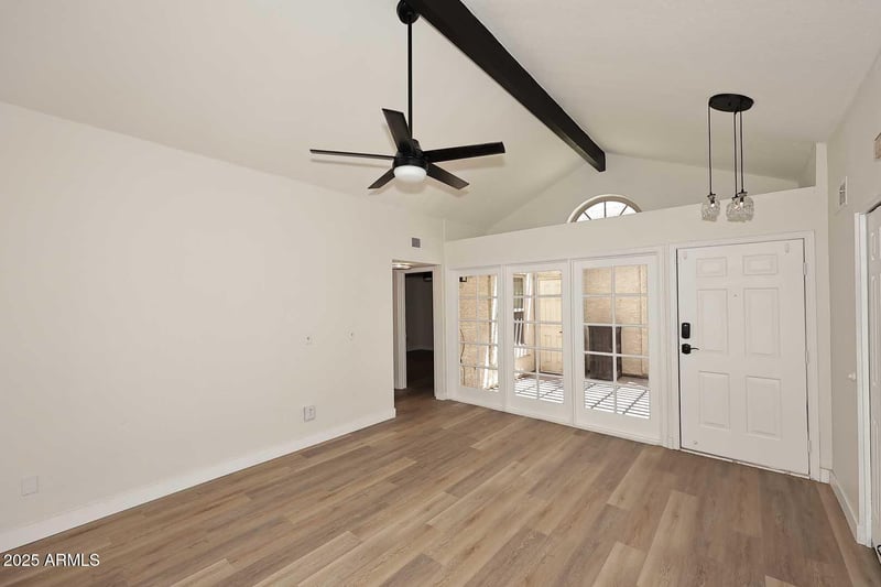 15801 29th St #20, Phoenix, AZ 85032