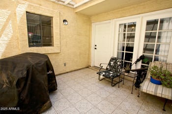 15801 29th St #4, Phoenix, AZ 85032