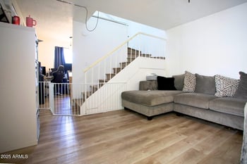 15801 29th St #4, Phoenix, AZ 85032