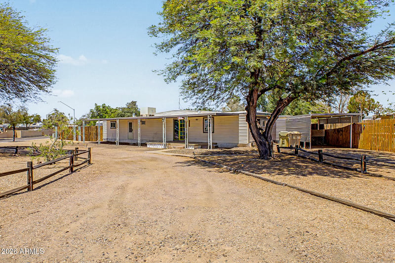 15801 N 67th Ave, Glendale, AZ 85306