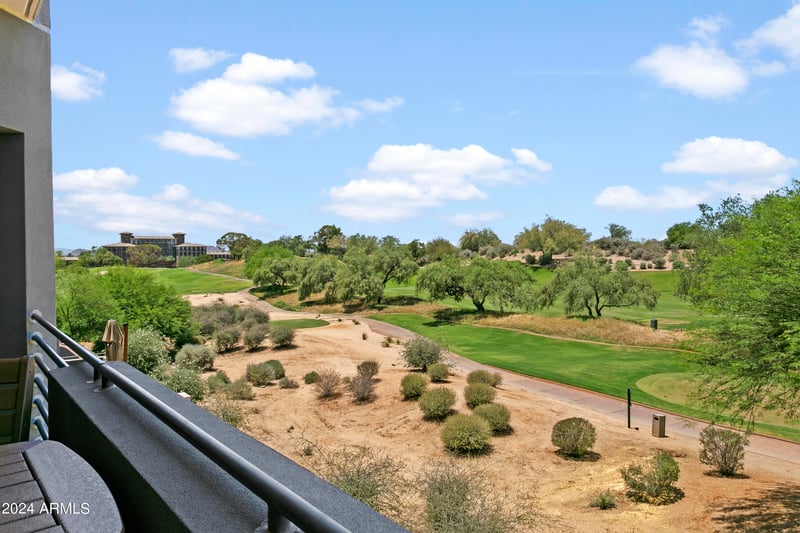 15802 71st St #307, Scottsdale, AZ 85254