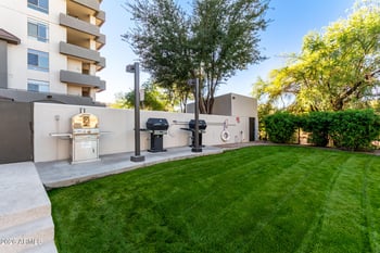 15802 71st St #406, Scottsdale, AZ 85254