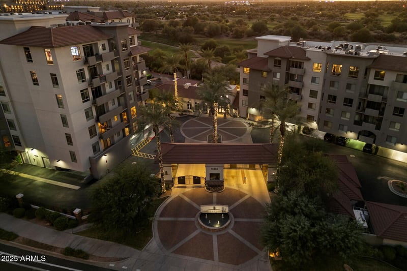 15802 71st St #501, Scottsdale, AZ 85254