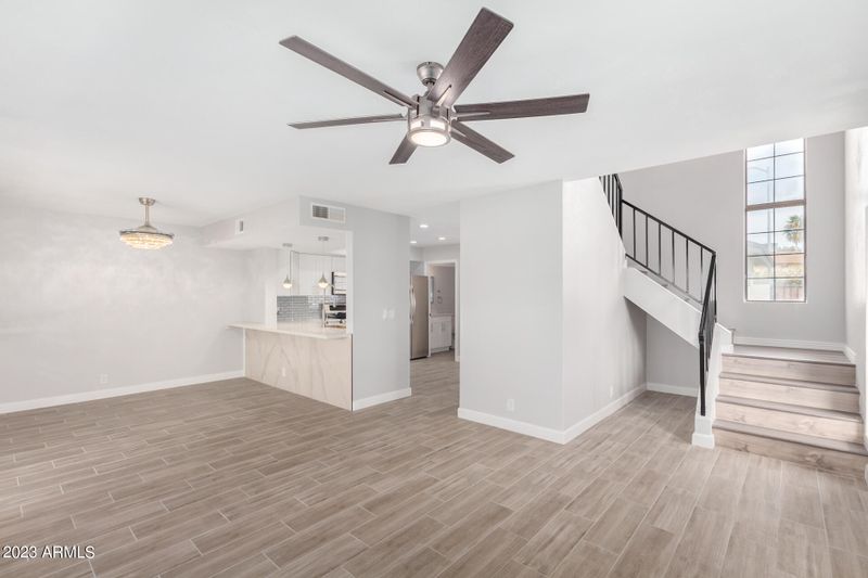 15802 N 38th Dr, Phoenix, AZ 85053