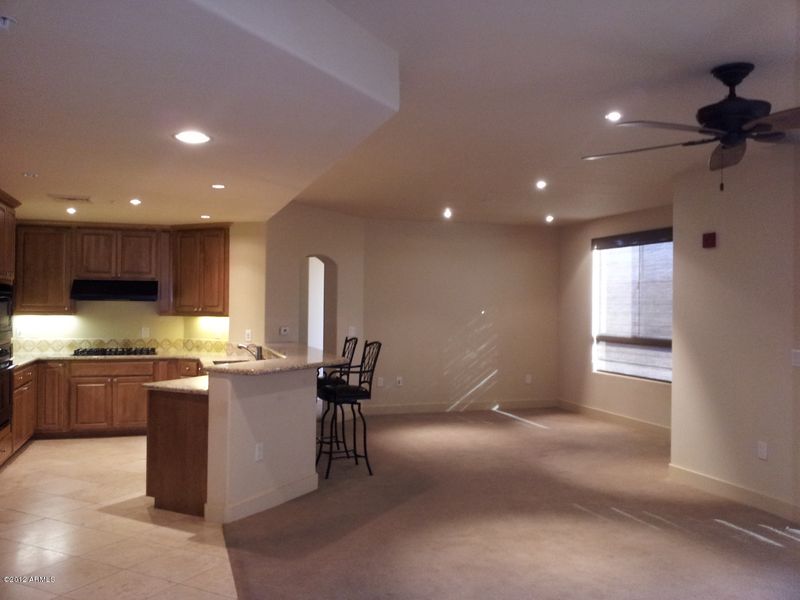 15802 N 71st St #302, Scottsdale, AZ 85254