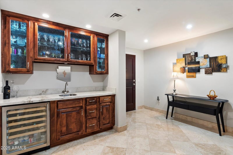 15802 N 71st St #503, Scottsdale, AZ 85254