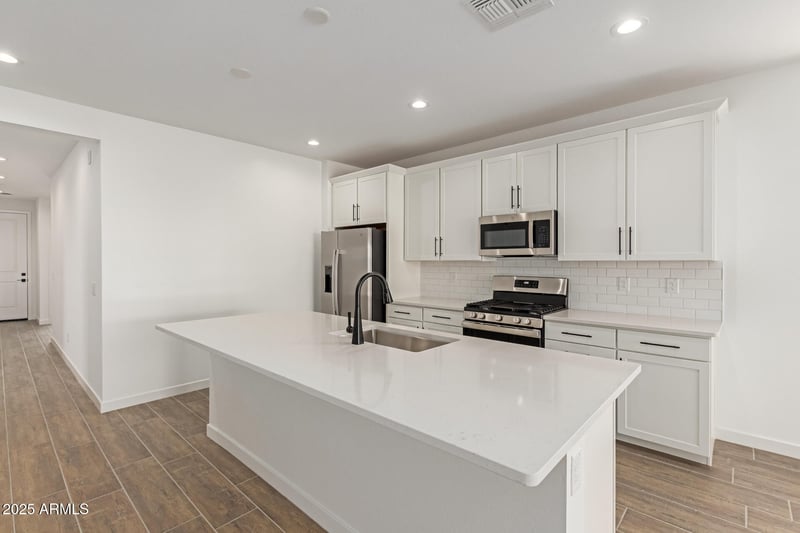 15802 Vogel Ave, Goodyear, AZ 85338