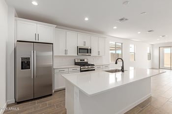 15802 Vogel Ave, Goodyear, AZ 85338