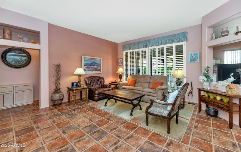 15804 Heritage Dr, Sun City West, AZ 85375