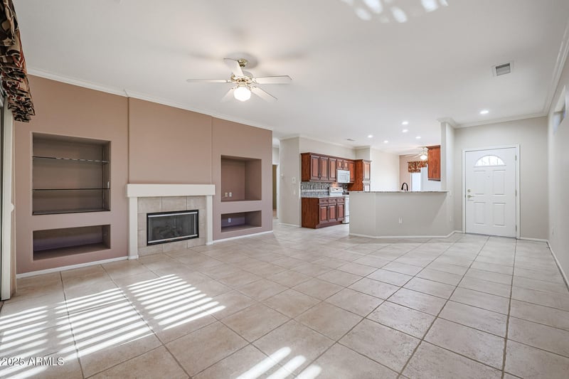 15805 Arrowhead Dr, Surprise, AZ 85374